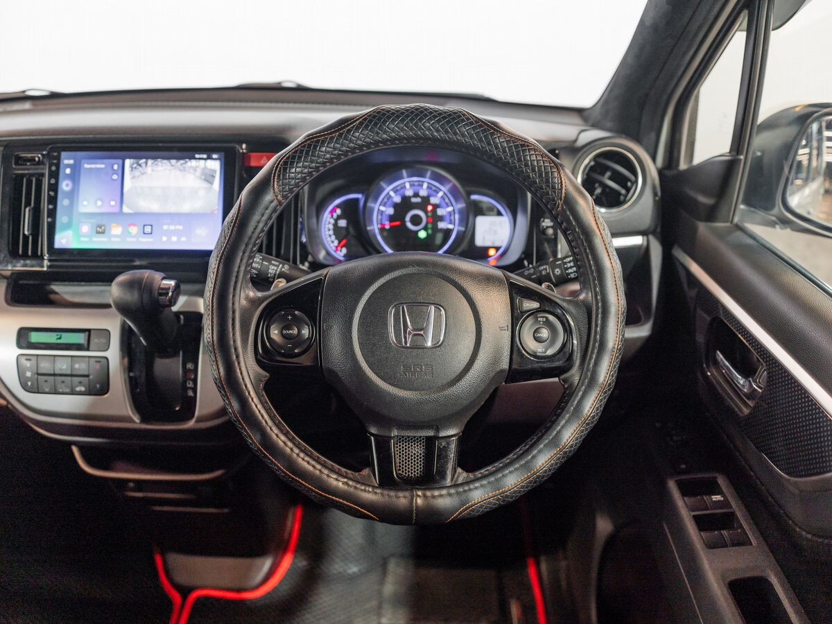 Honda N-WGN 2015 - фото автомобиля