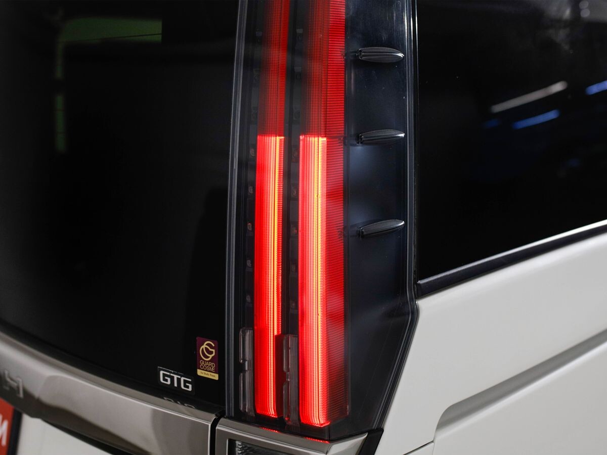 Toyota Noah 2020 - фото автомобиля