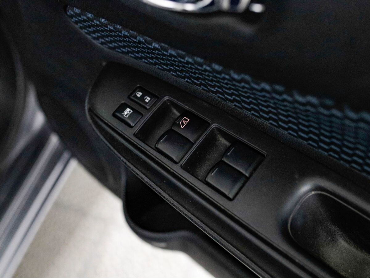 Nissan Note 2012 - фото автомобиля