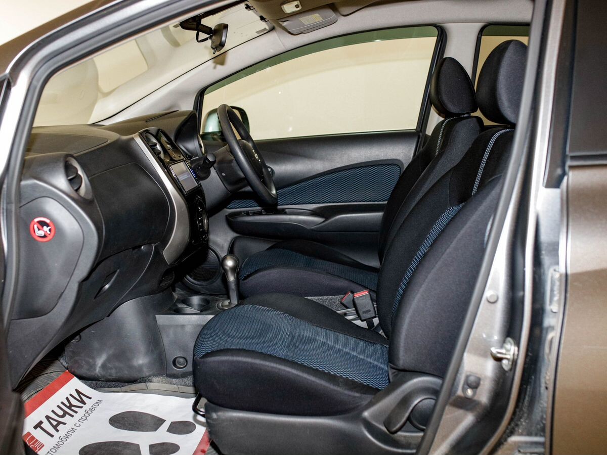 Nissan Note 2012 - фото автомобиля