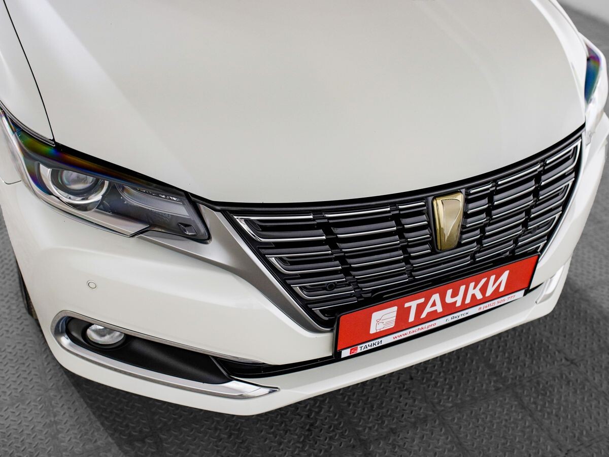 Toyota Premio 2020 - фото автомобиля