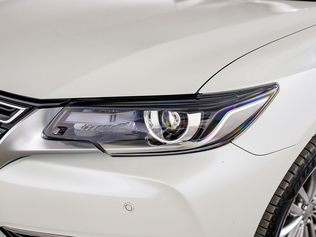 Toyota Premio 2020 - фото автомобиля