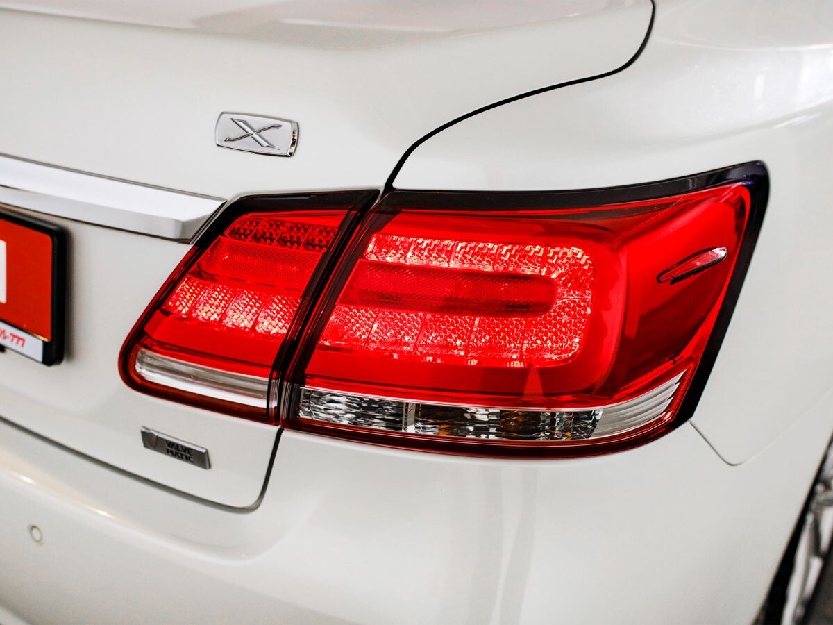Toyota Premio 2020 - фото автомобиля