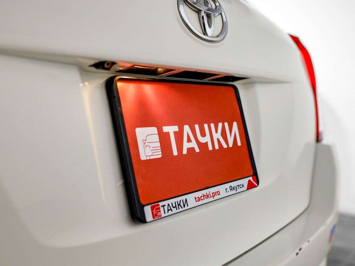 Toyota Corolla Fielder 2014 - фото автомобиля