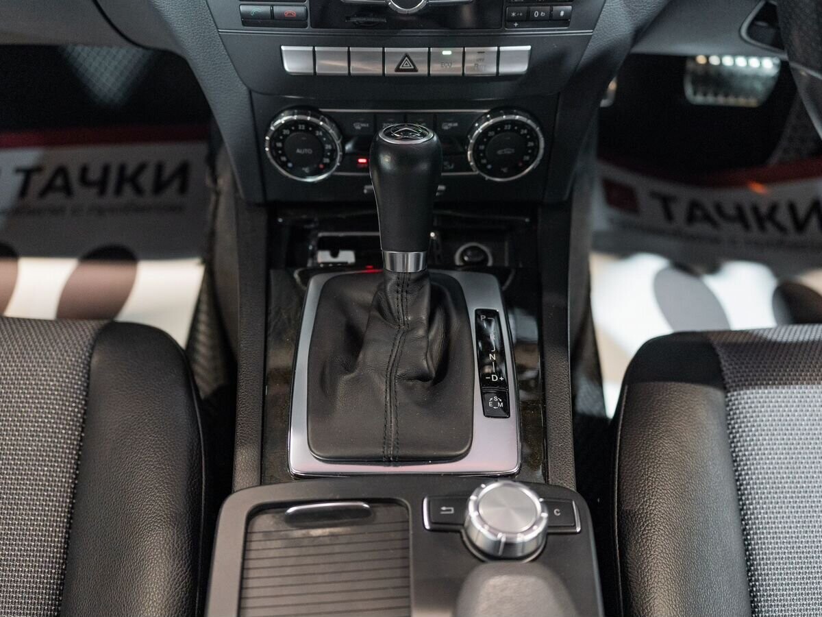 Mercedes-Benz C-Class 2012 - фото автомобиля
