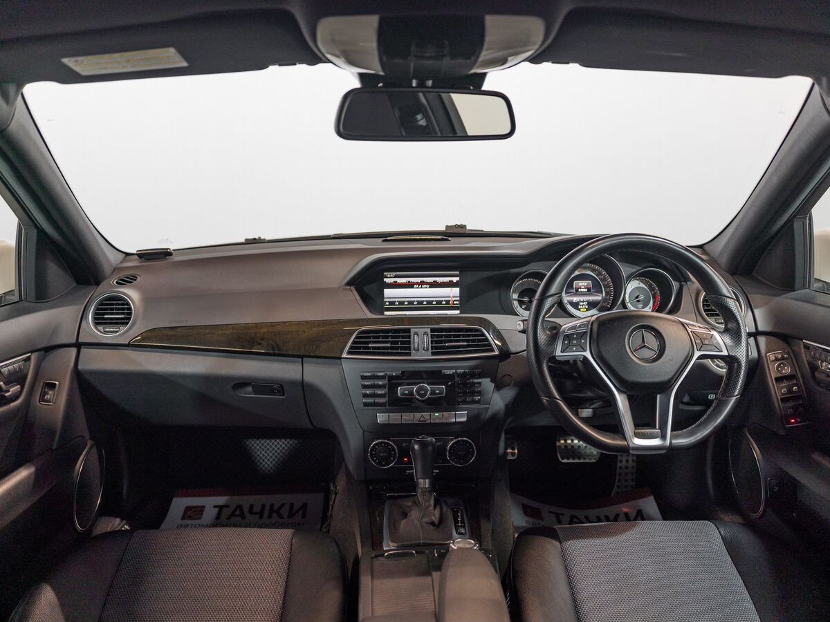 Mercedes-Benz C-Class 2012 - фото автомобиля
