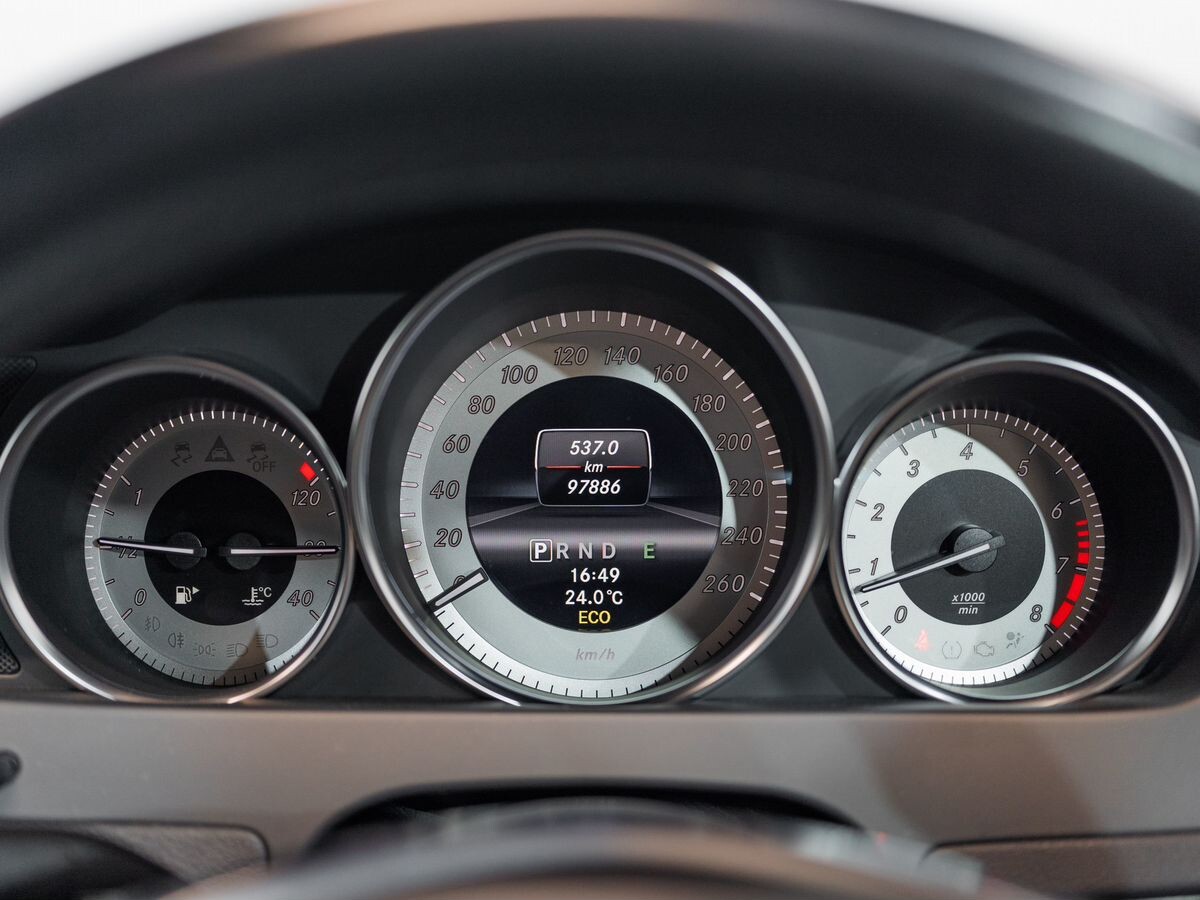 Mercedes-Benz C-Class 2012 - фото автомобиля