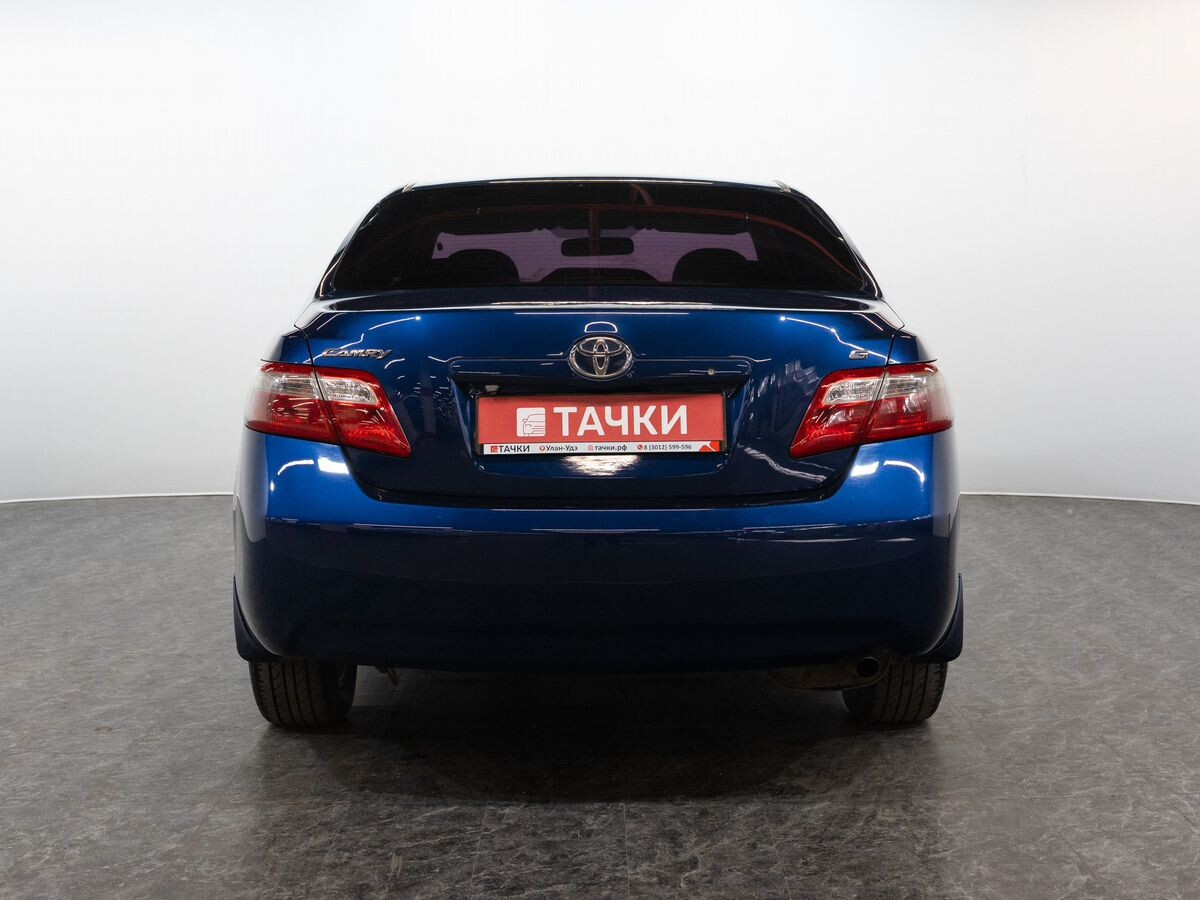 Toyota Camry 2006 - фото автомобиля