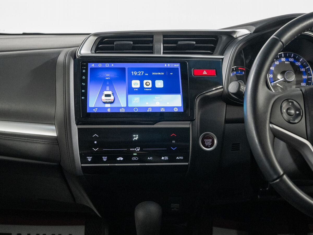 Honda Fit 2015 - фото автомобиля