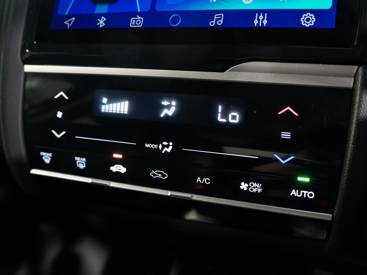 Honda Fit 2015 - фото автомобиля