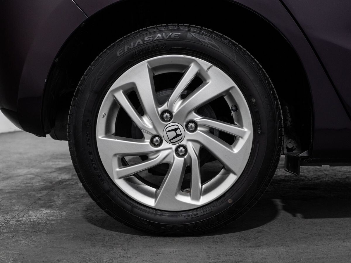 Honda Fit 2015 - фото автомобиля