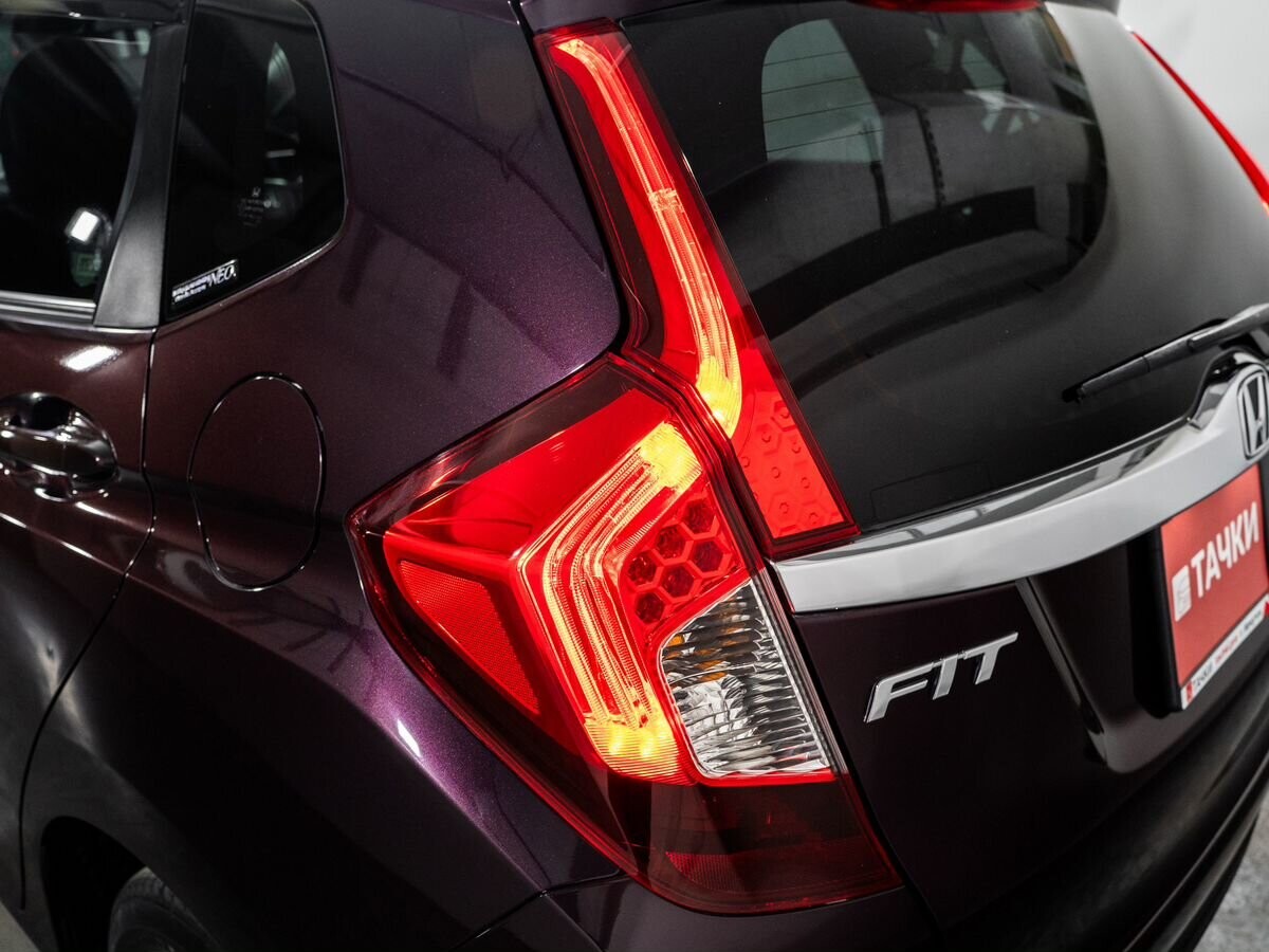 Honda Fit 2015 - фото автомобиля