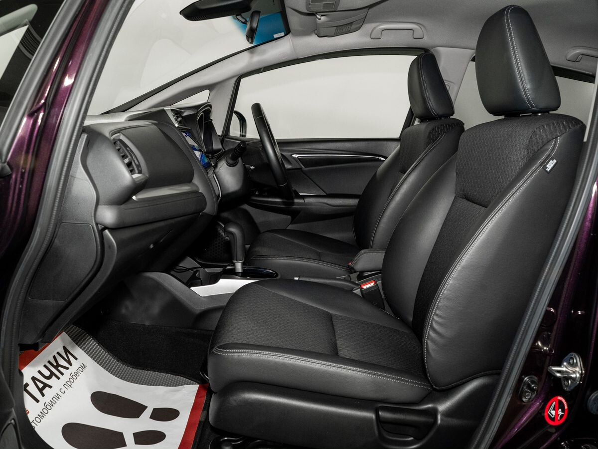 Honda Fit 2015 - фото автомобиля