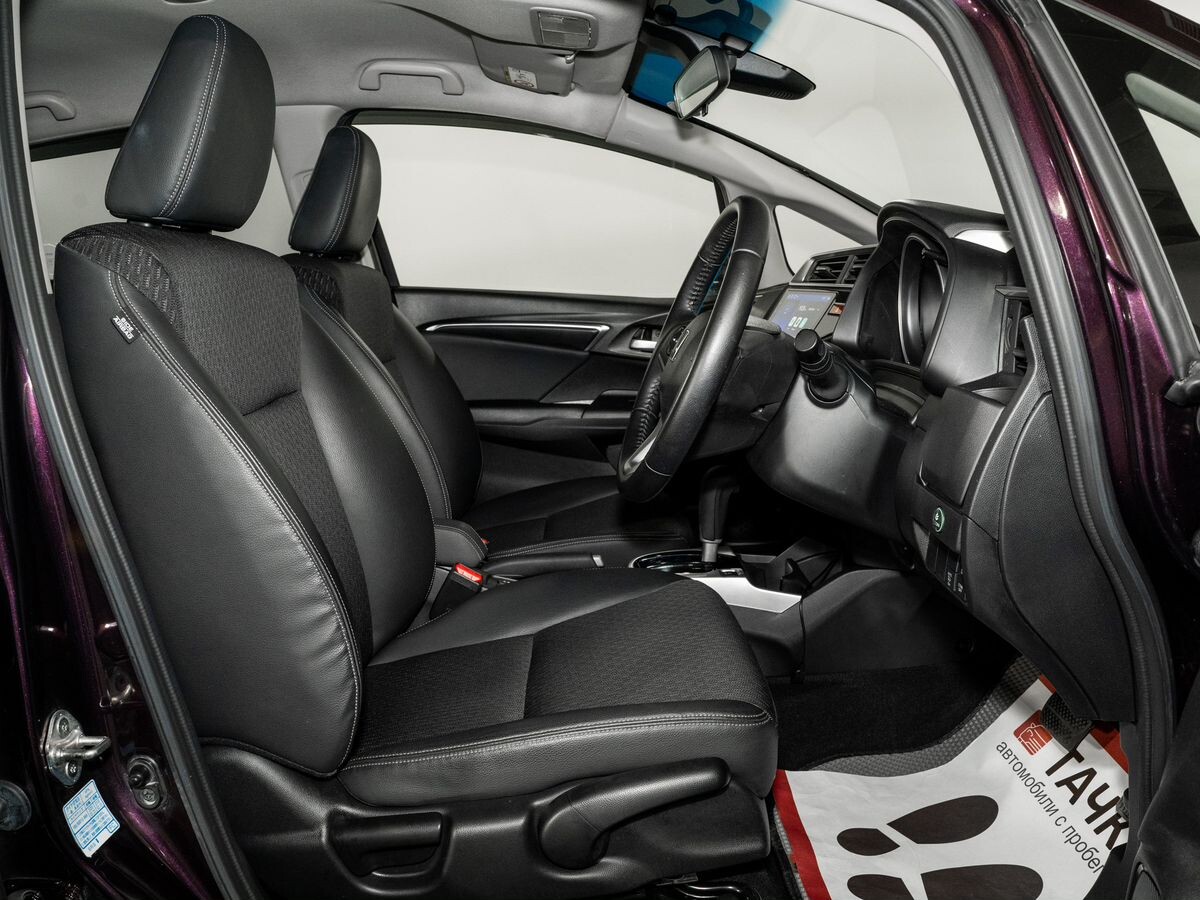 Honda Fit 2015 - фото автомобиля