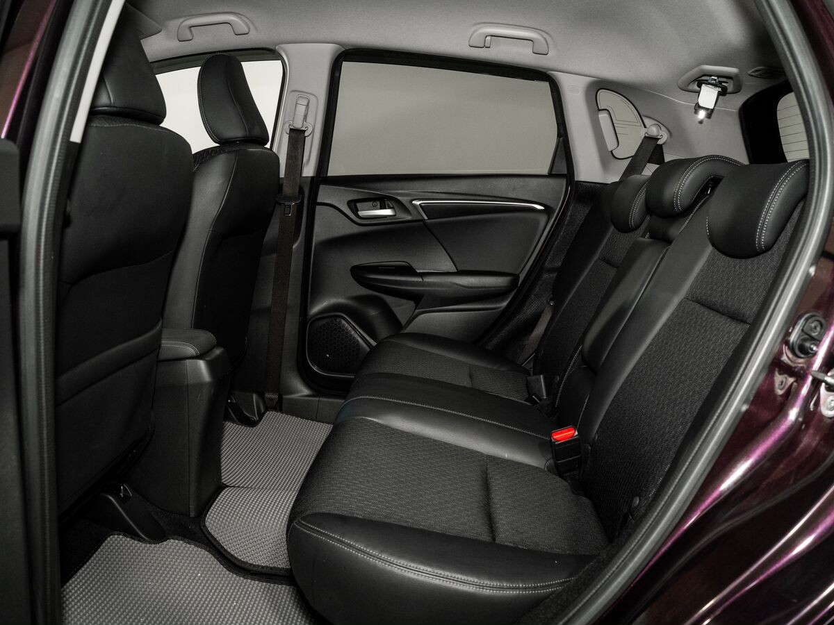 Honda Fit 2015 - фото автомобиля