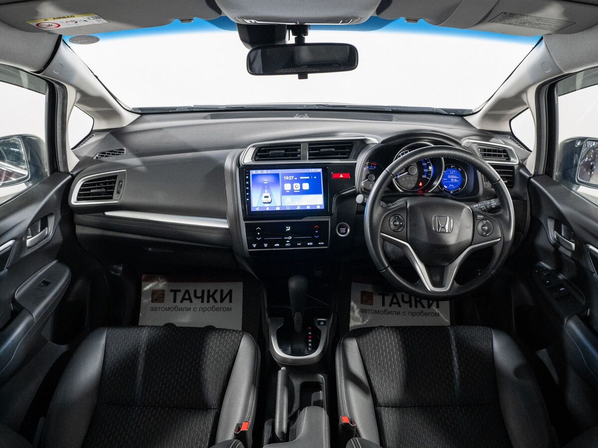 Honda Fit 2015 - фото автомобиля