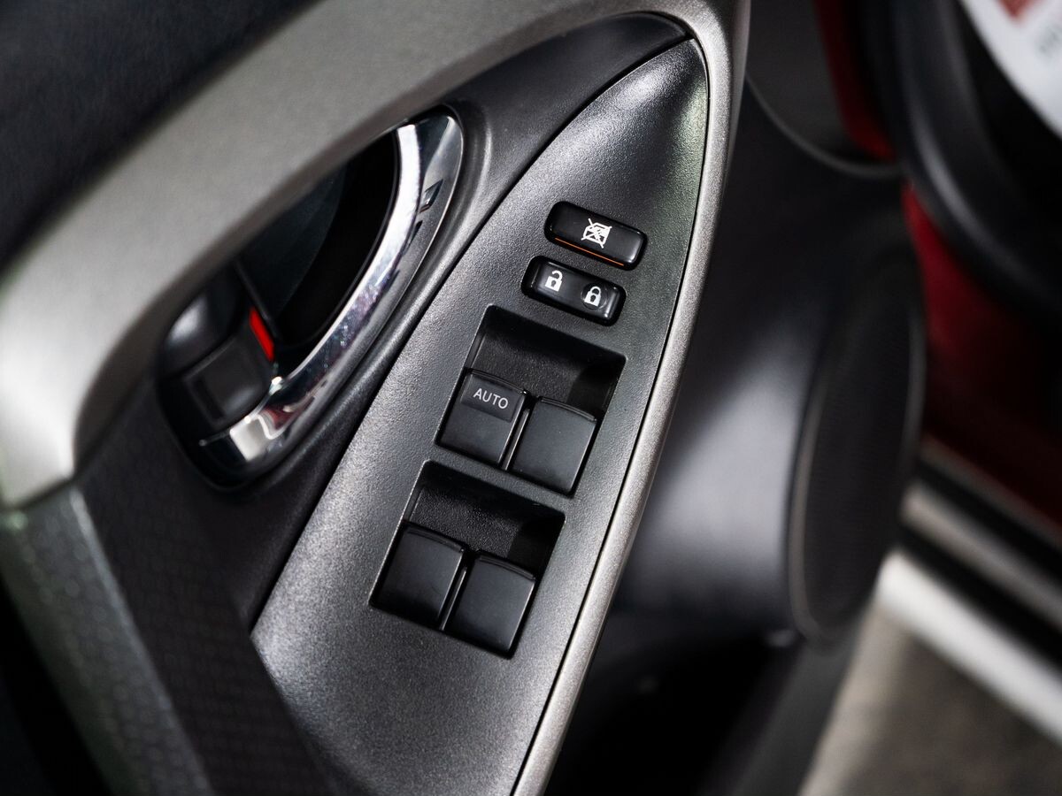 Toyota RAV4 2010 - фото автомобиля