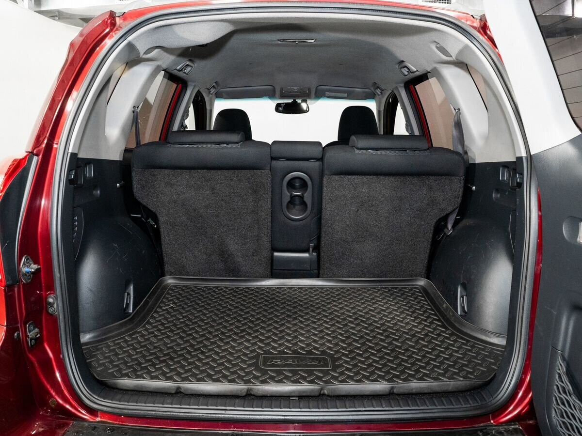 Toyota RAV4 2010 - фото автомобиля