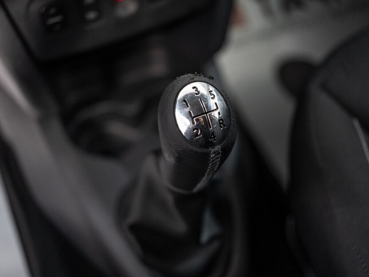 Renault Sandero Stepway 2016 - фото автомобиля