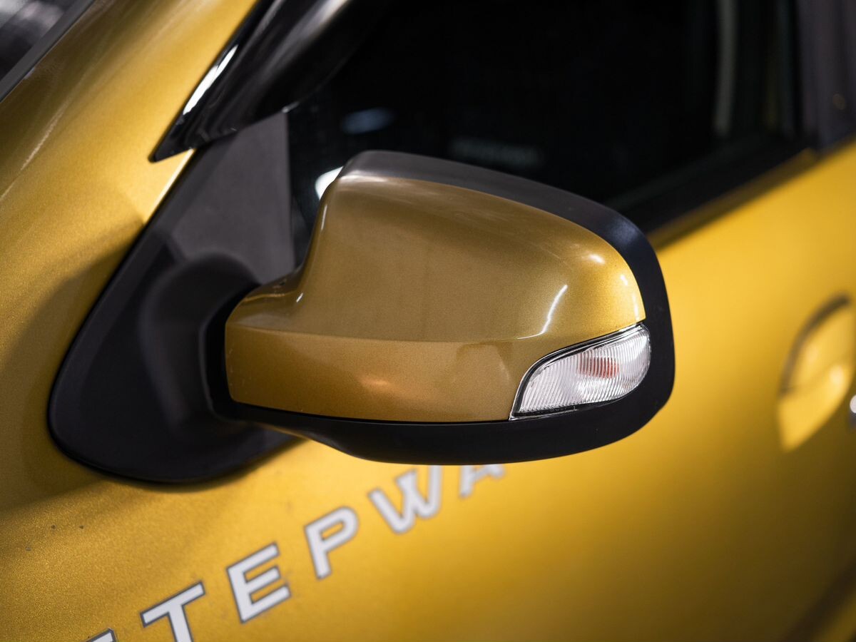 Renault Sandero Stepway 2016 - фото автомобиля