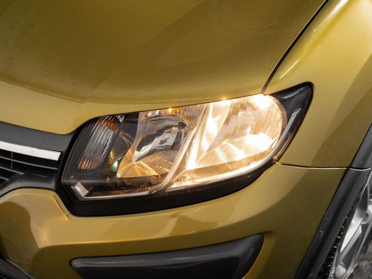 Renault Sandero Stepway 2016 - фото автомобиля