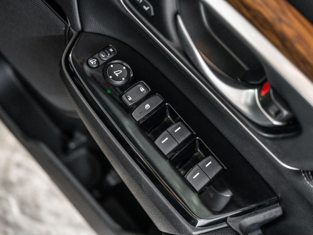 Honda CR-V 2019 - фото автомобиля