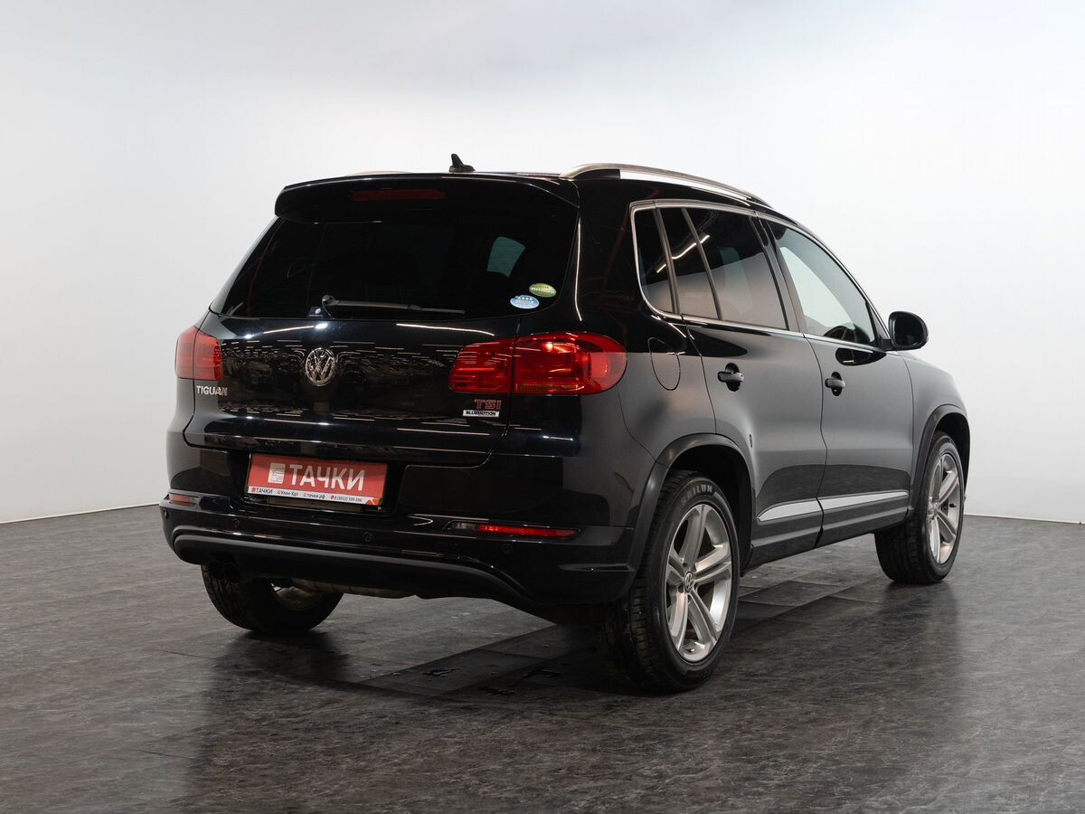 Volkswagen Tiguan 2015 - фото автомобиля