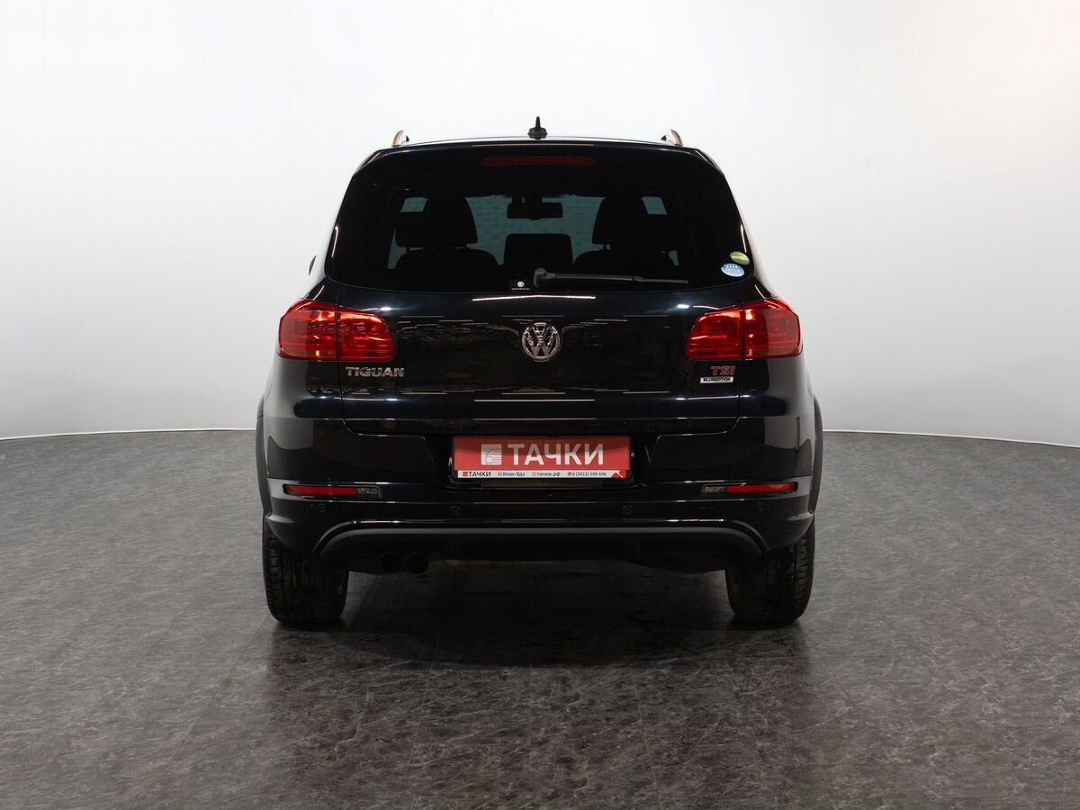 Volkswagen Tiguan 2015 - фото автомобиля