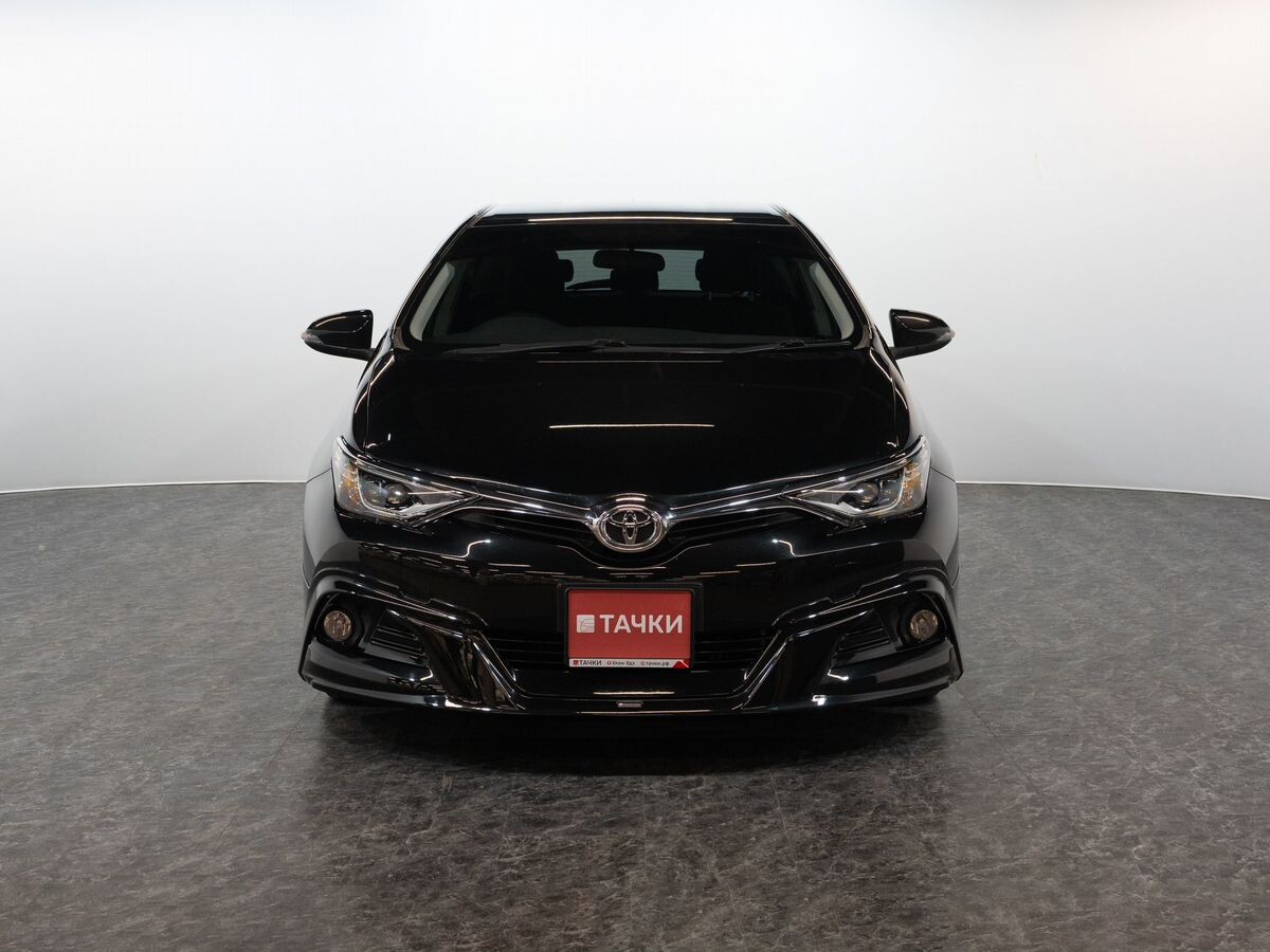 Toyota Auris 2016 - фото автомобиля