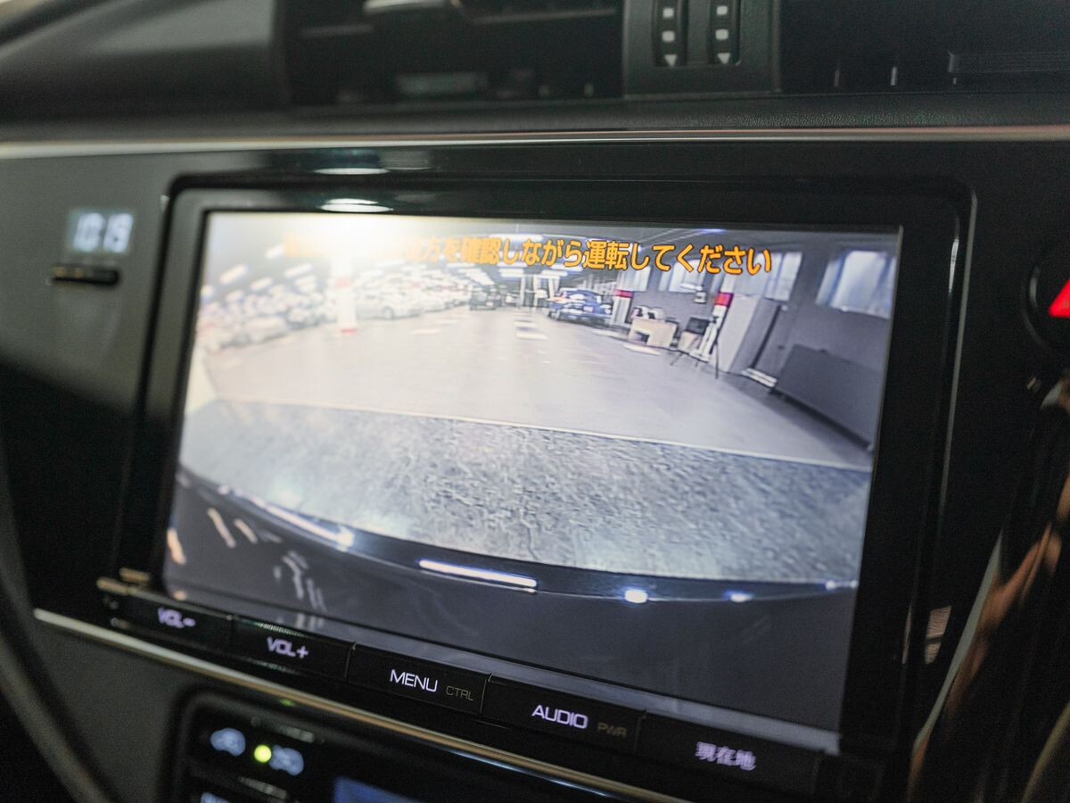 Toyota Auris 2016 - фото автомобиля