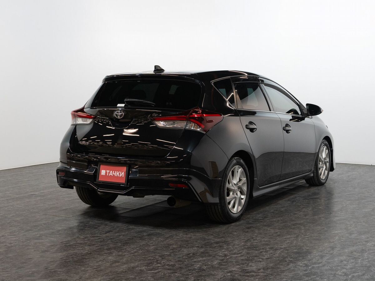 Toyota Auris 2016 - фото автомобиля