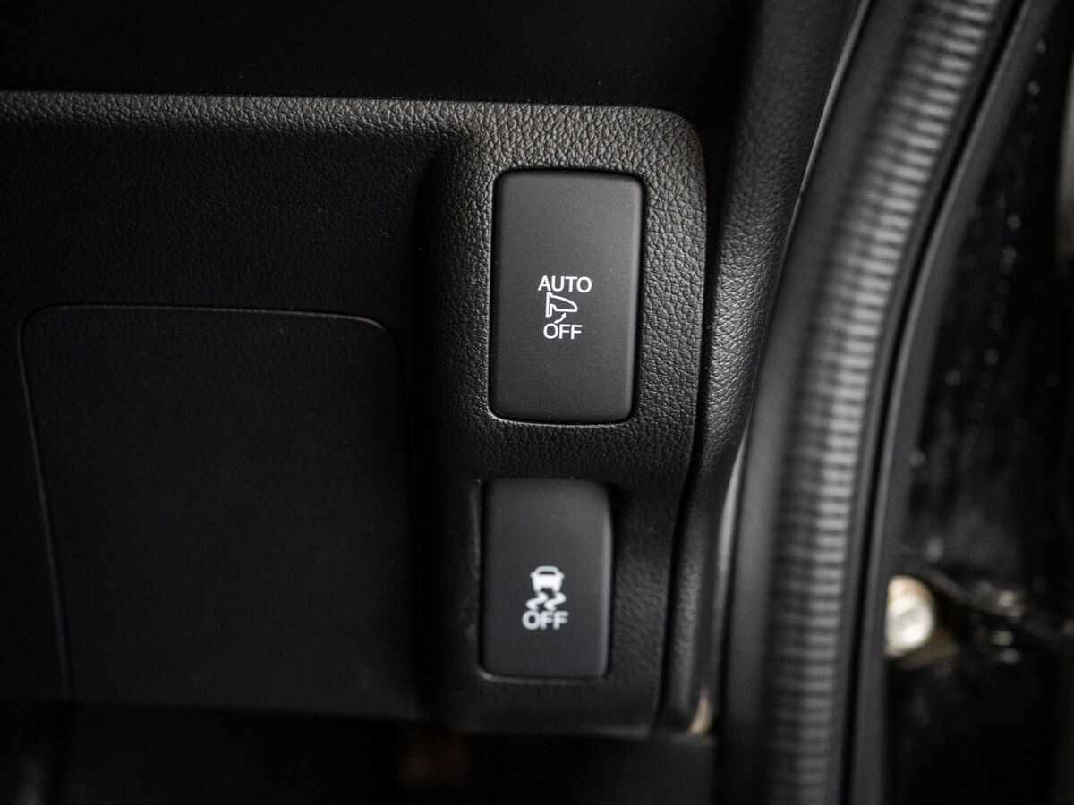 Honda N-BOX 2017 - фото автомобиля