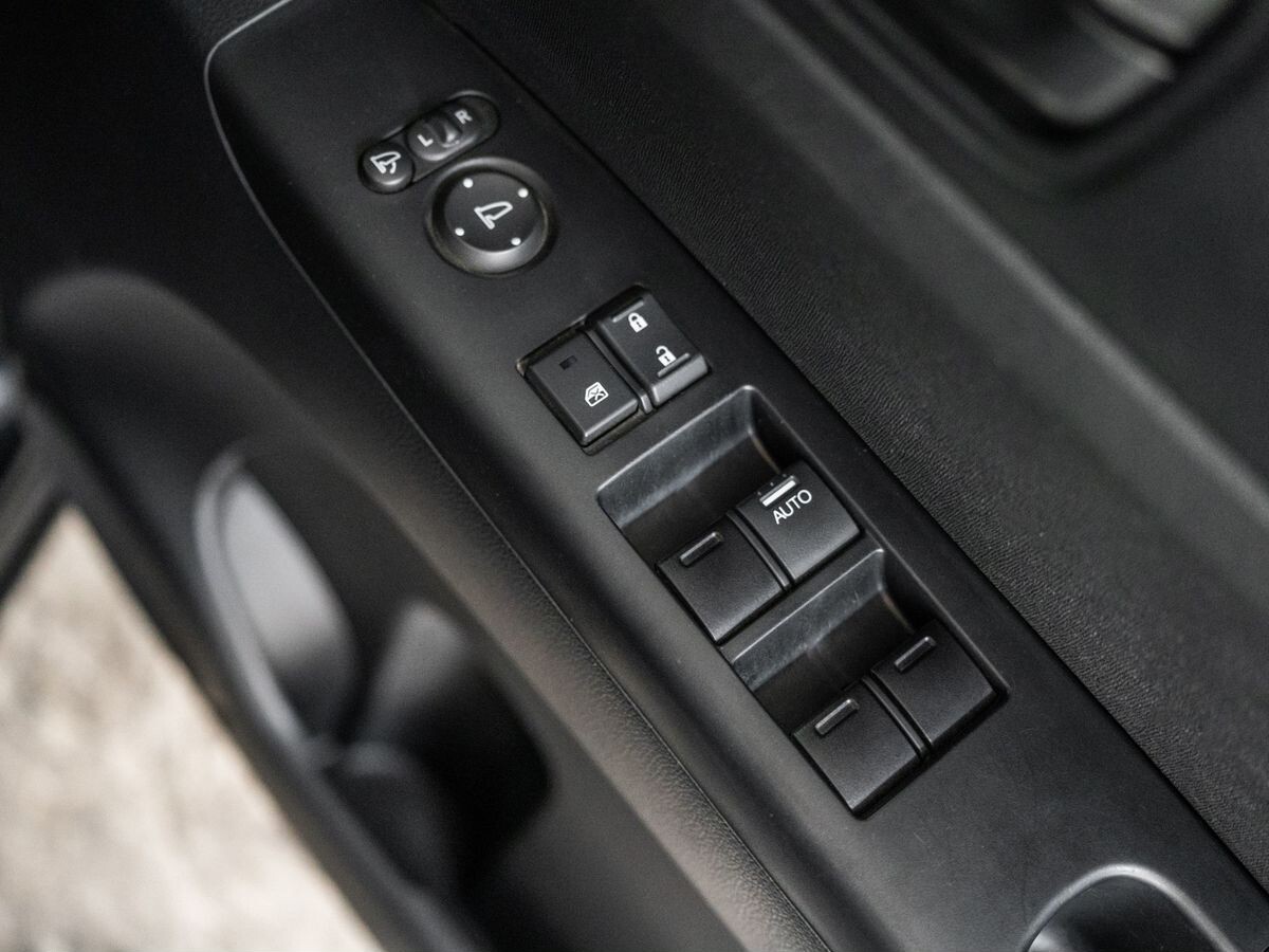 Honda N-BOX 2017 - фото автомобиля