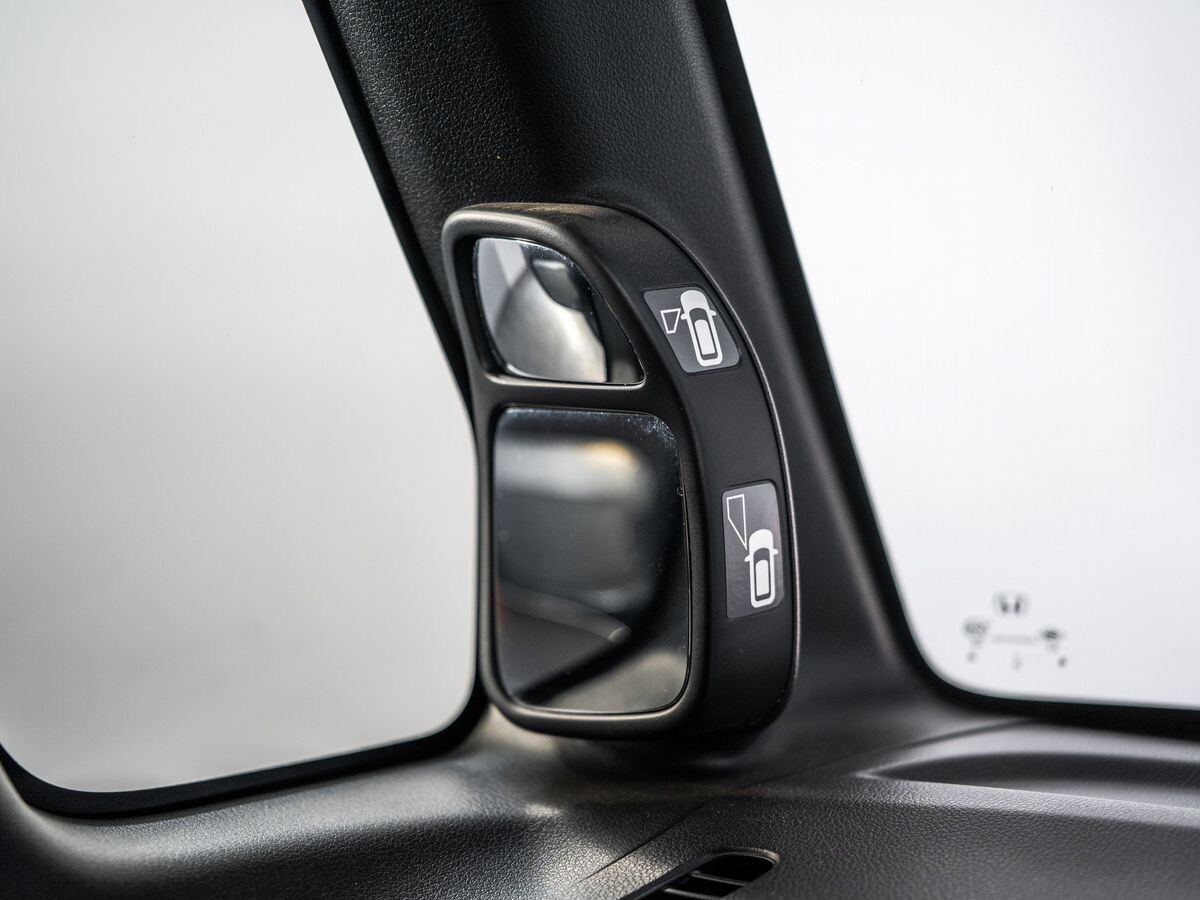 Honda N-BOX 2017 - фото автомобиля