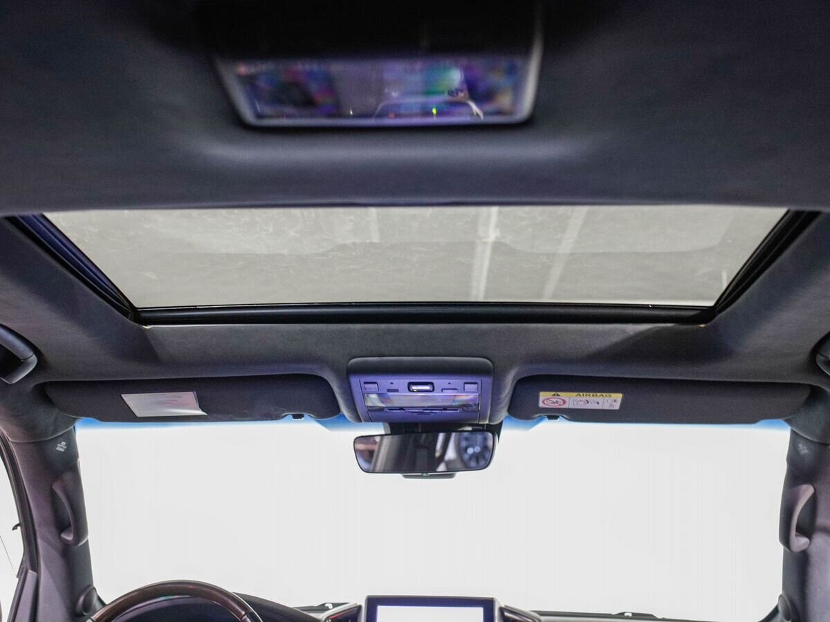 Toyota Land Cruiser 2021 - фото автомобиля