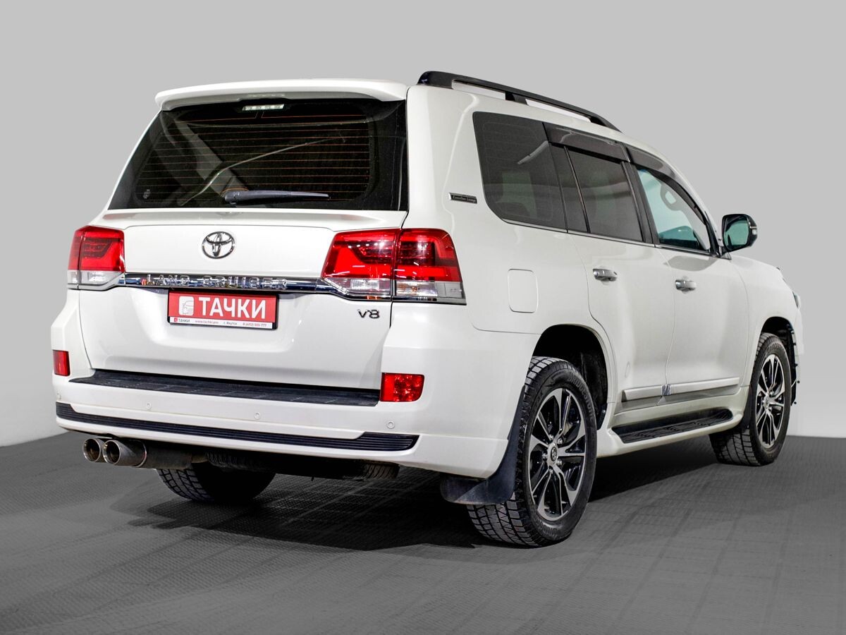 Toyota Land Cruiser 2021 - фото автомобиля