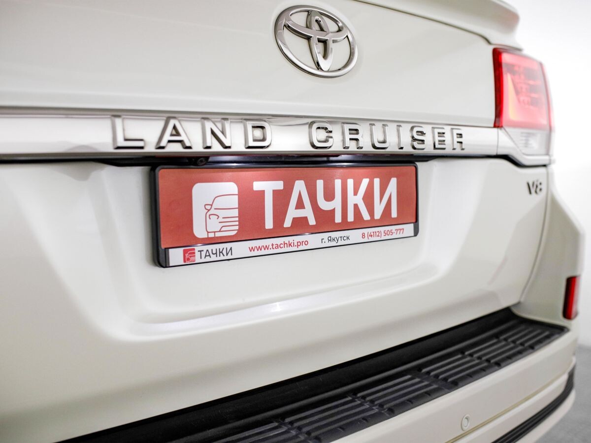 Toyota Land Cruiser 2021 - фото автомобиля