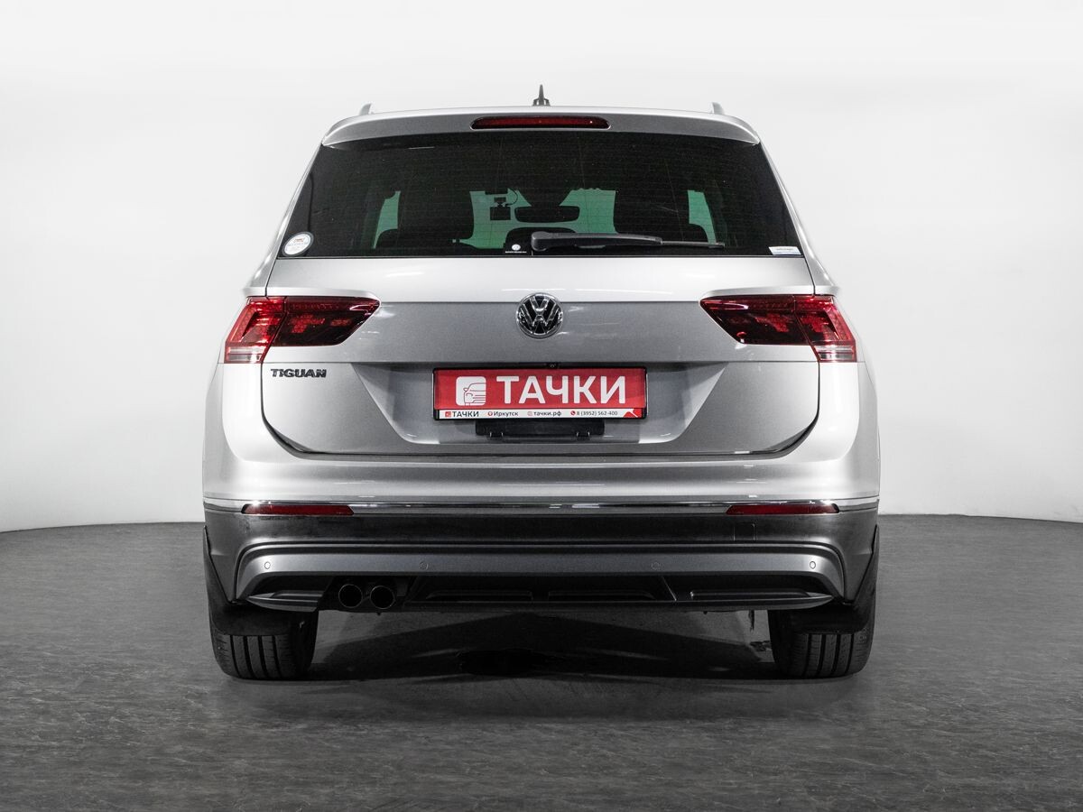 Volkswagen Tiguan 2018 - фото автомобиля