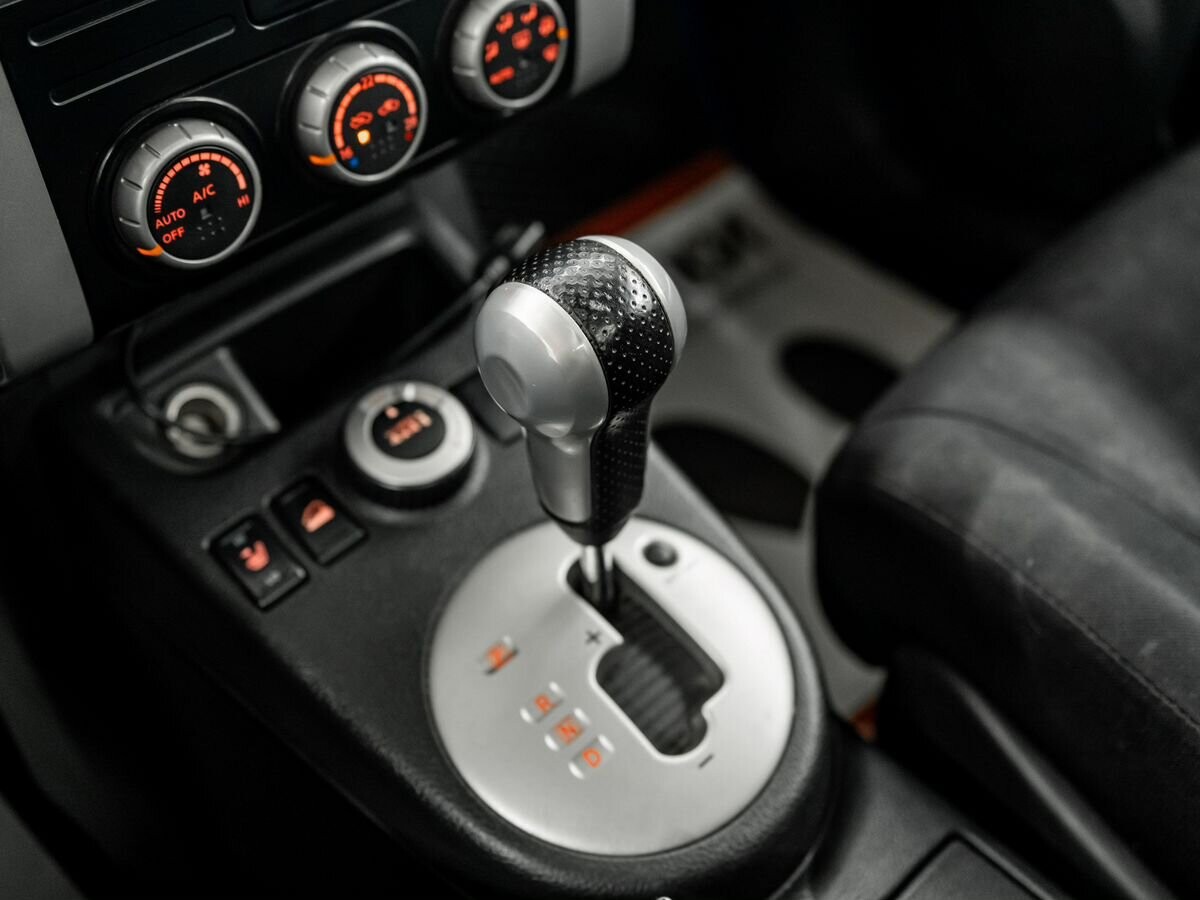 Nissan X-Trail 2010 - фото автомобиля