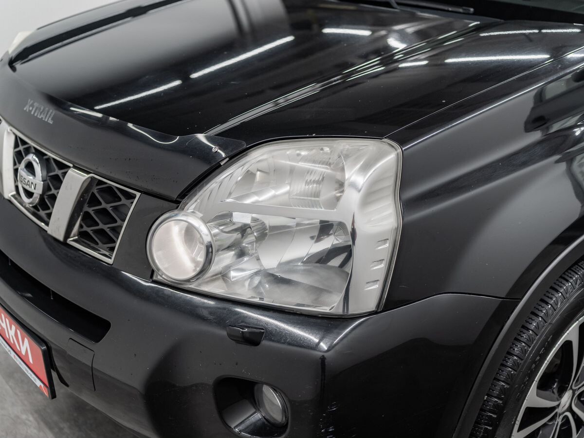 Nissan X-Trail 2010 - фото автомобиля