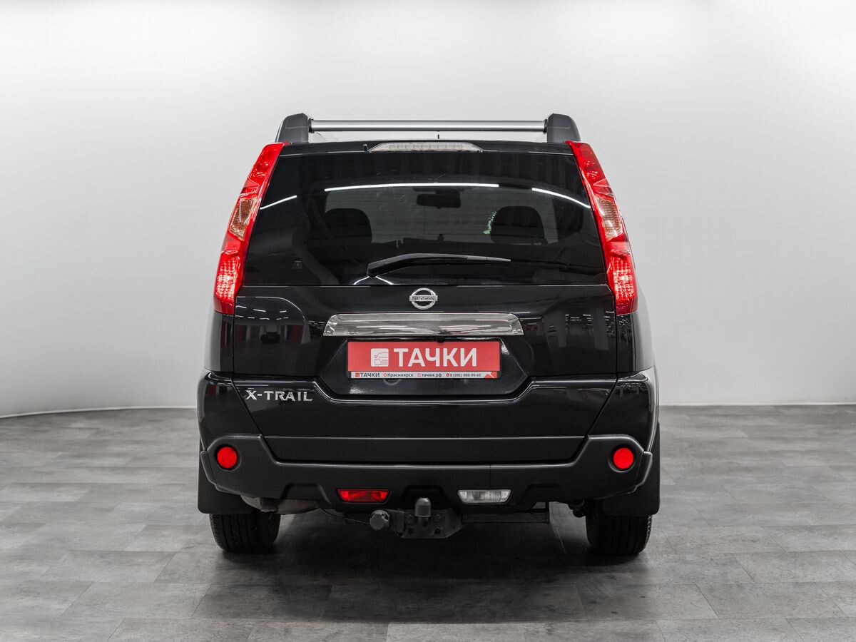 Nissan X-Trail 2010 - фото автомобиля