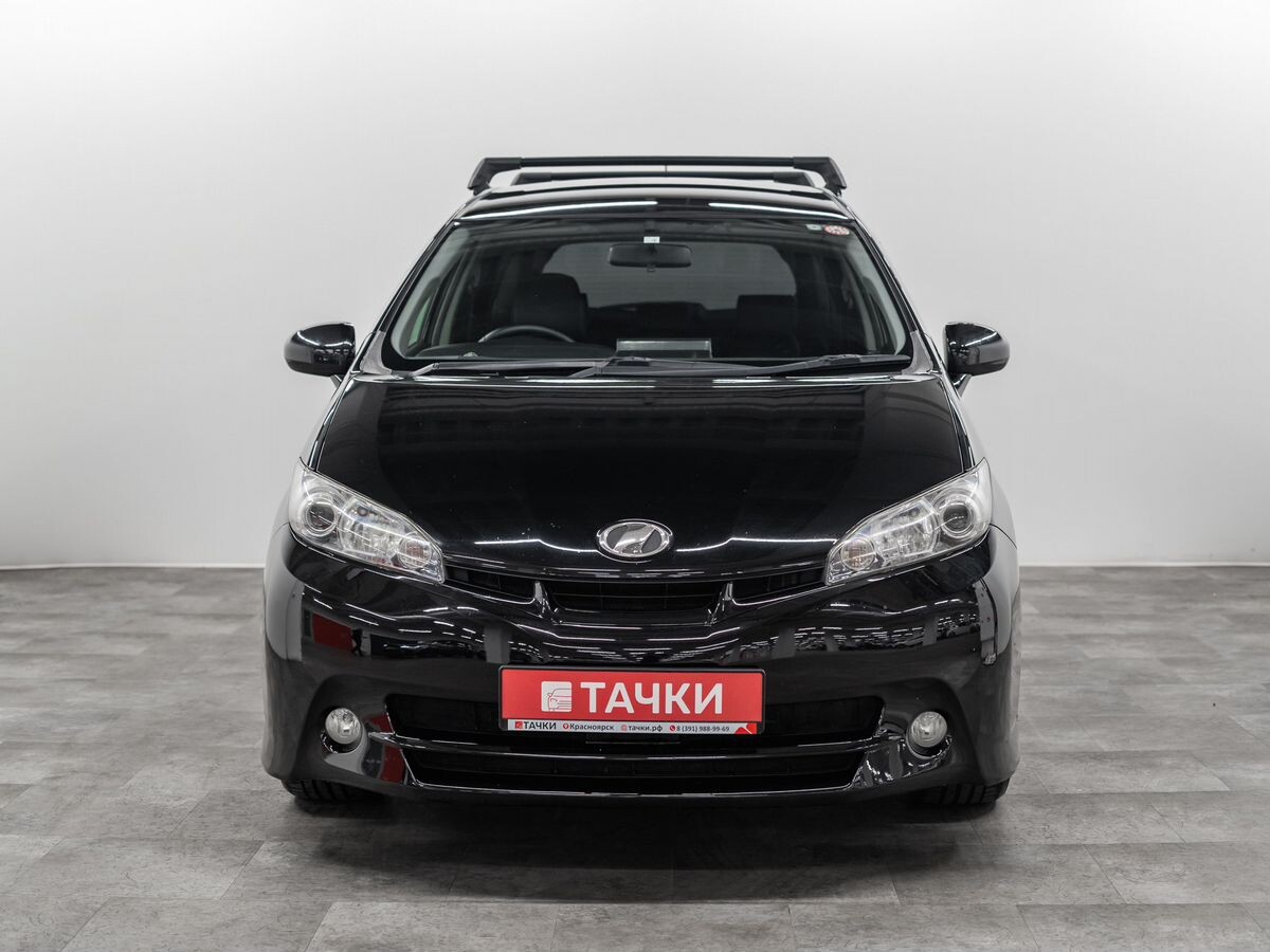 Toyota Wish 2010 - фото автомобиля