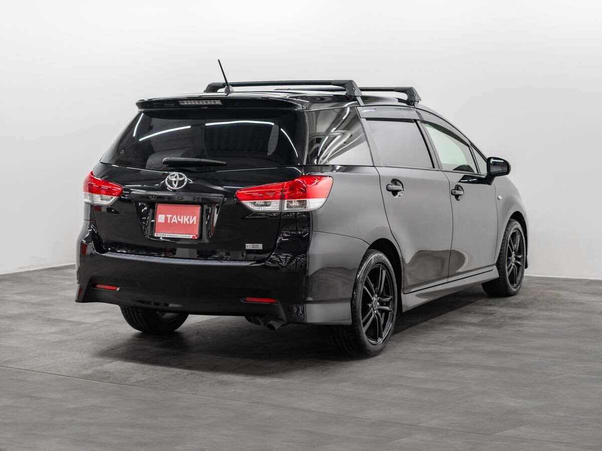 Toyota Wish 2010 - фото автомобиля