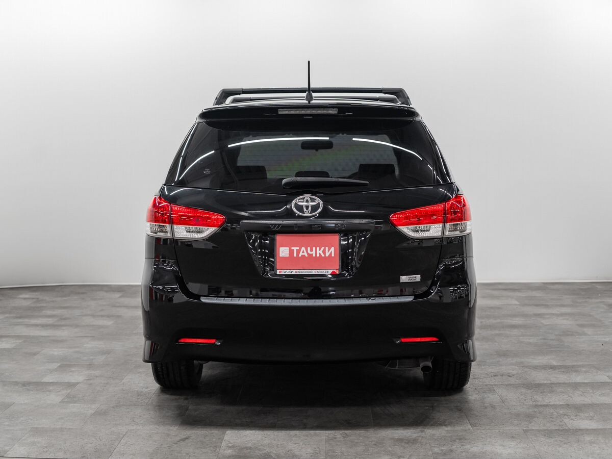 Toyota Wish 2010 - фото автомобиля