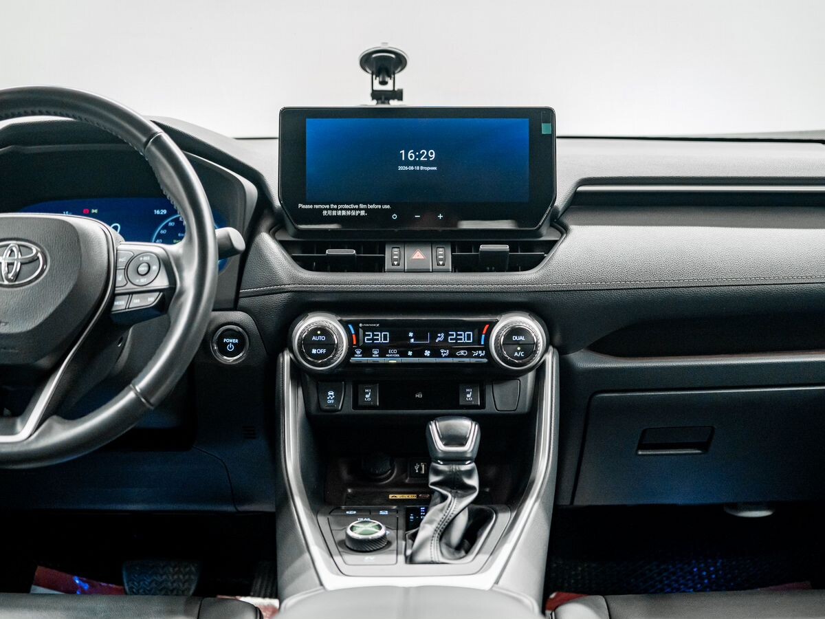 Toyota RAV4 2024 - фото автомобиля