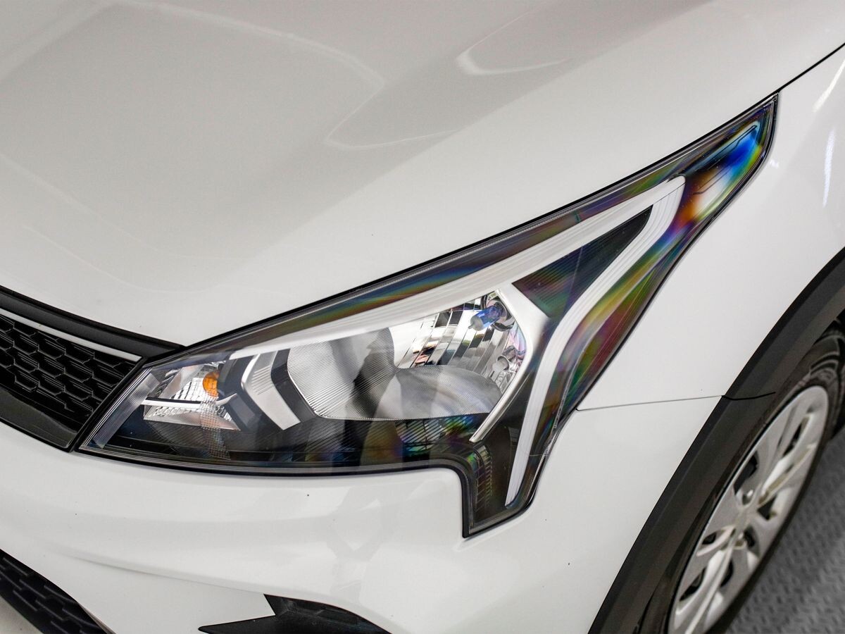 Kia Rio 2021 - фото автомобиля