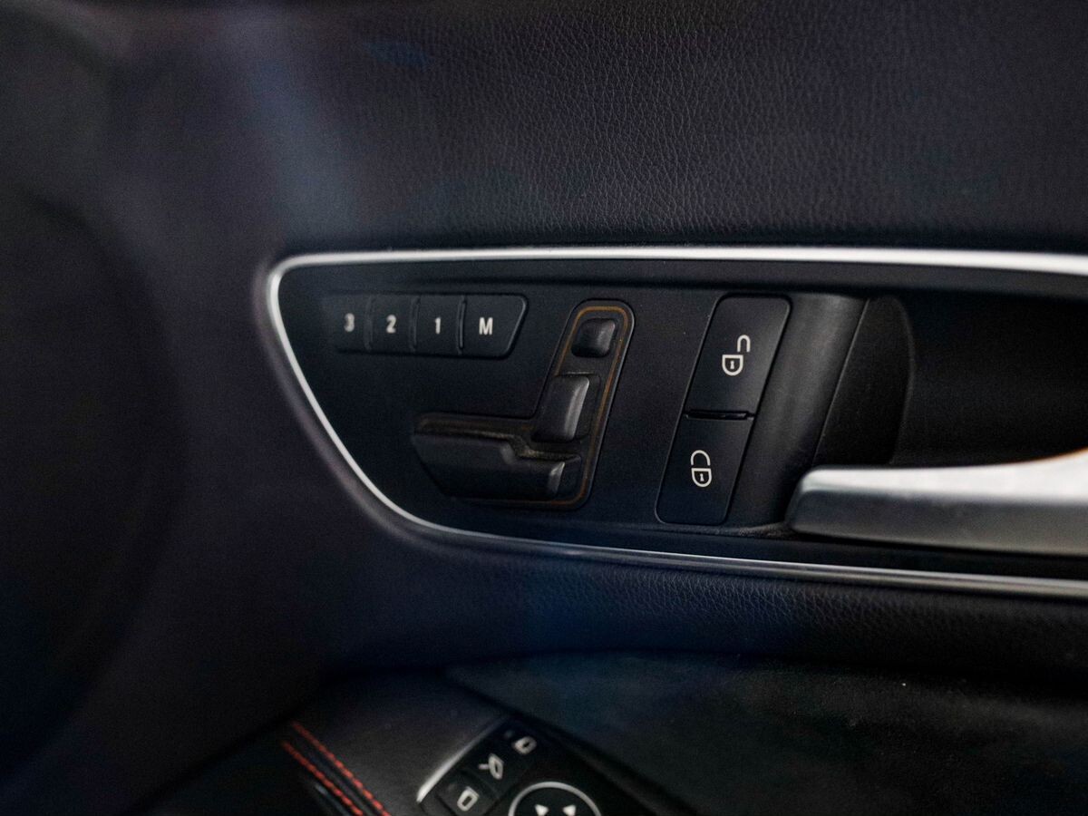 Mercedes-Benz CLA-Class 2015 - фото автомобиля