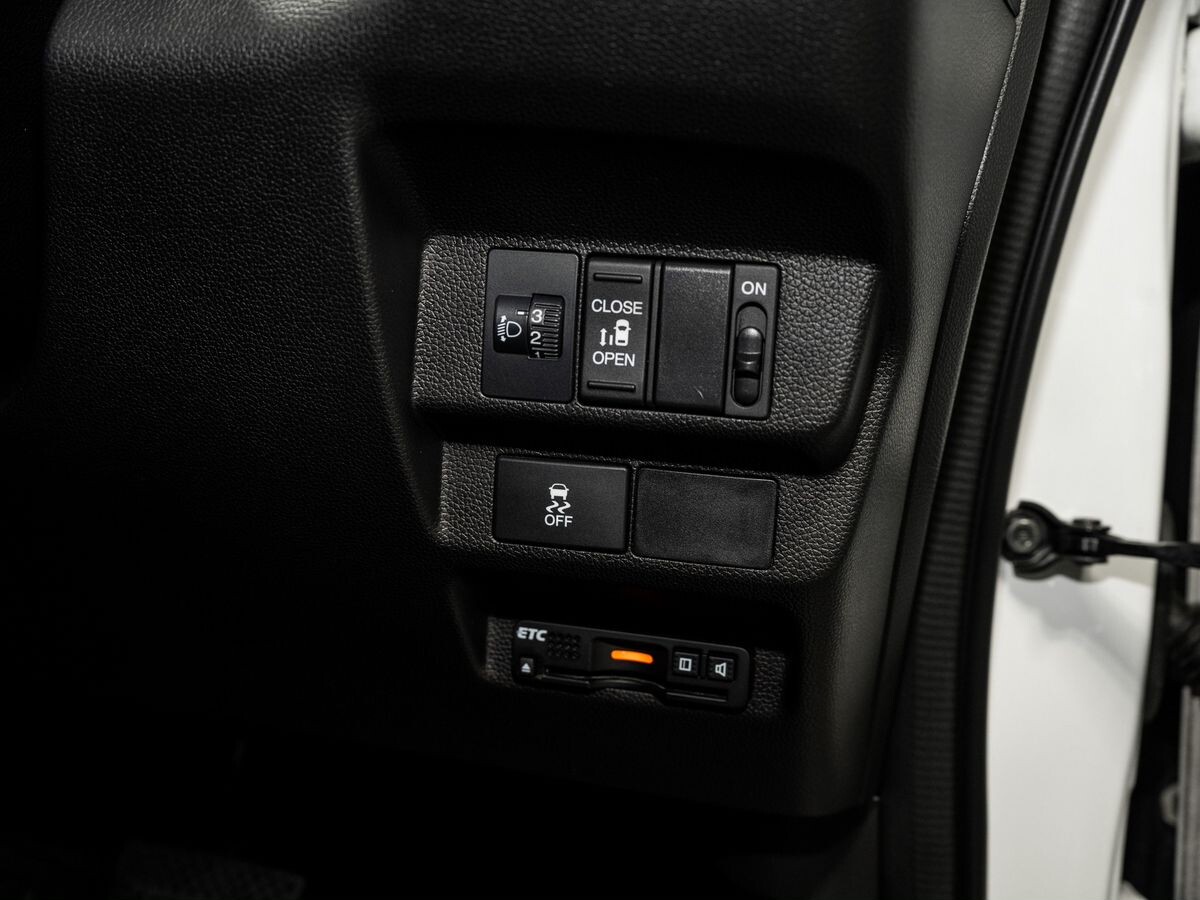 Honda Freed+ 2017 - фото автомобиля