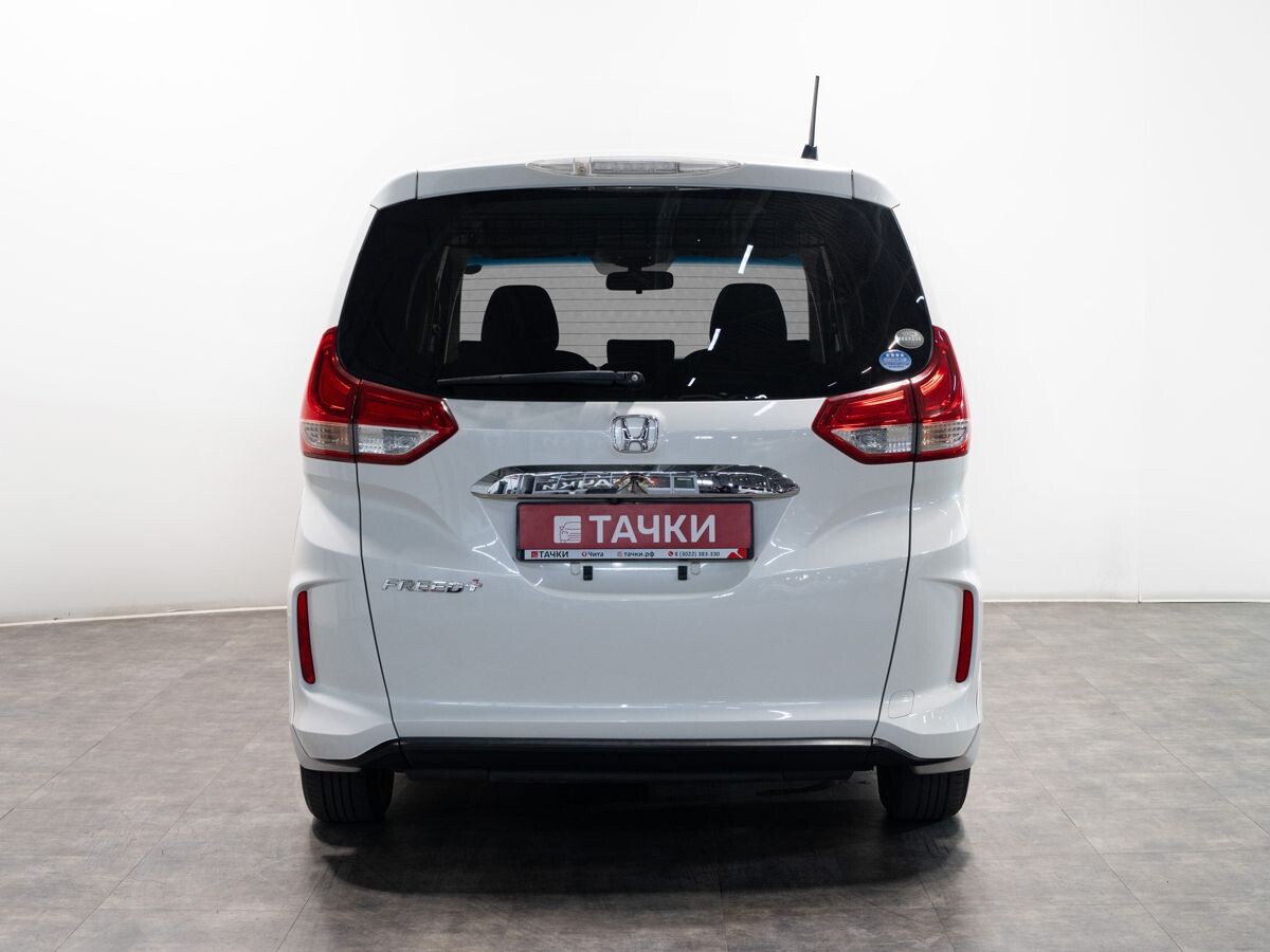Honda Freed+ 2017 - фото автомобиля