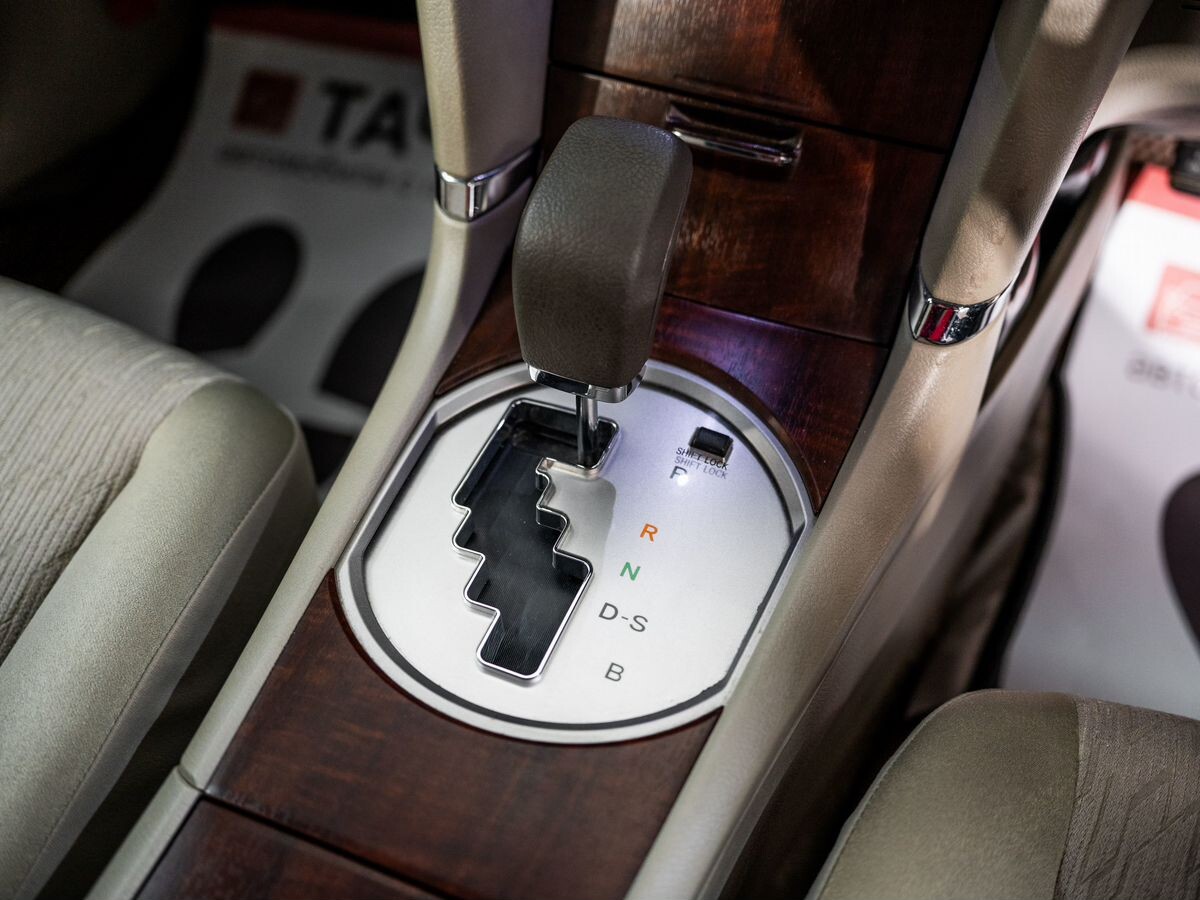Toyota Allion 2010 - фото автомобиля